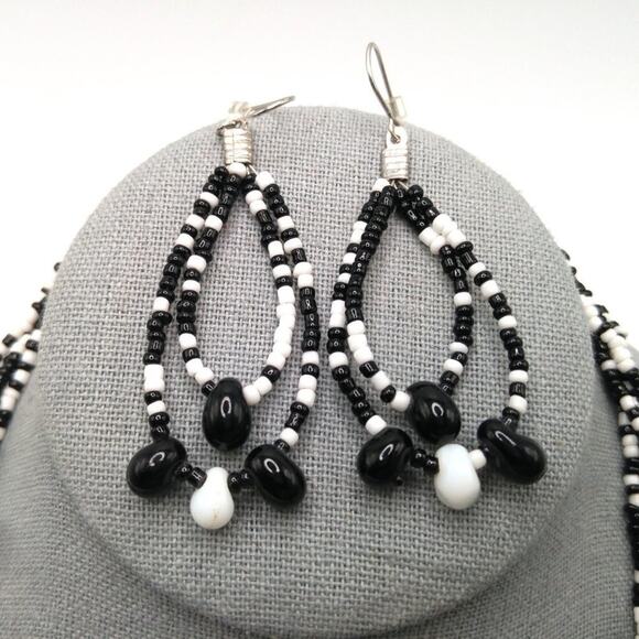 Handmade Black White Glass Beaded Necklace Drop Earrings, 22" & 2 3/4" - Picture 3 of 6